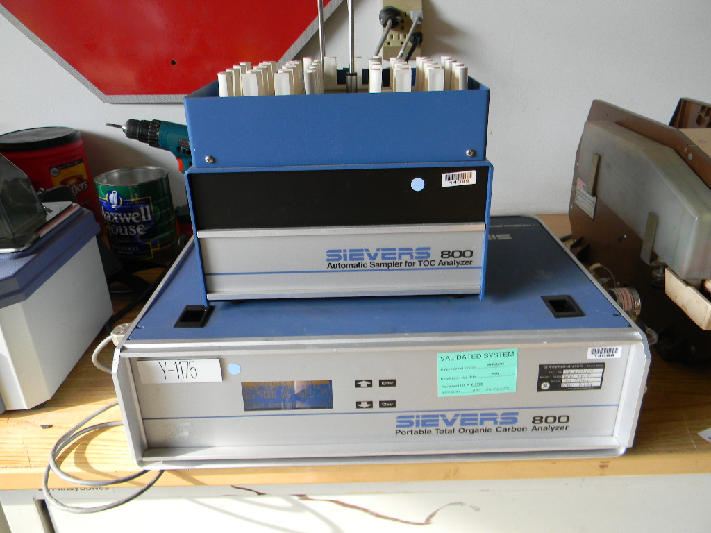 Sievers 800 Automatic Sampler for TOC Analyzer AS 820 With Autosampler 